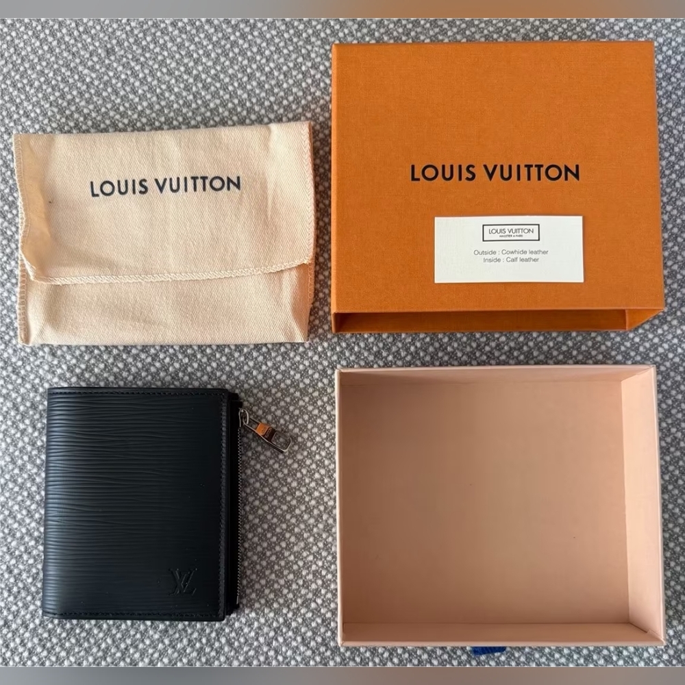 Louis Vuitton Epi Leather Wallet